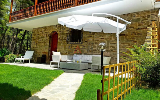 Villa for sale in Sani (Kassandra)